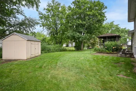 1970 Nottingham Lane Wheaton IL 60189