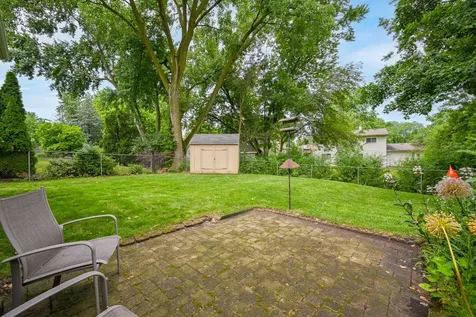1970 Nottingham Lane Wheaton IL 60189