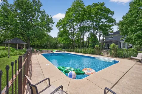 41W861 High Point Lane Elburn IL 60119