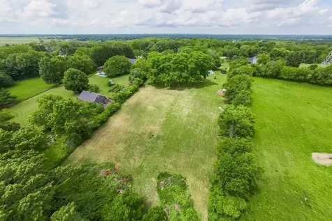 41W861 High Point Lane Elburn IL 60119