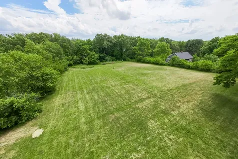 41W861 High Point Lane Elburn IL 60119