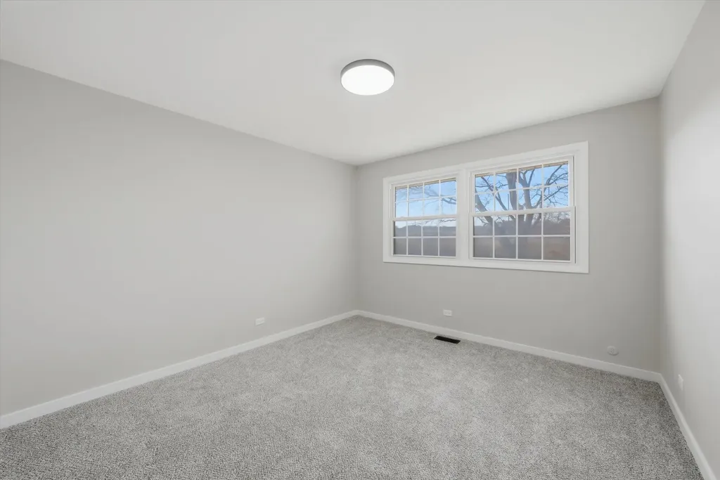 6S656 Avon Court Naperville IL 60540