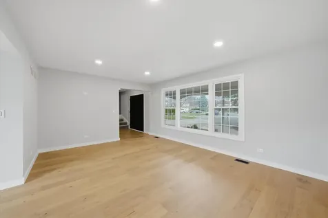 6S656 Avon Court Naperville IL 60540