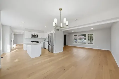 6S656 Avon Court Naperville IL 60540