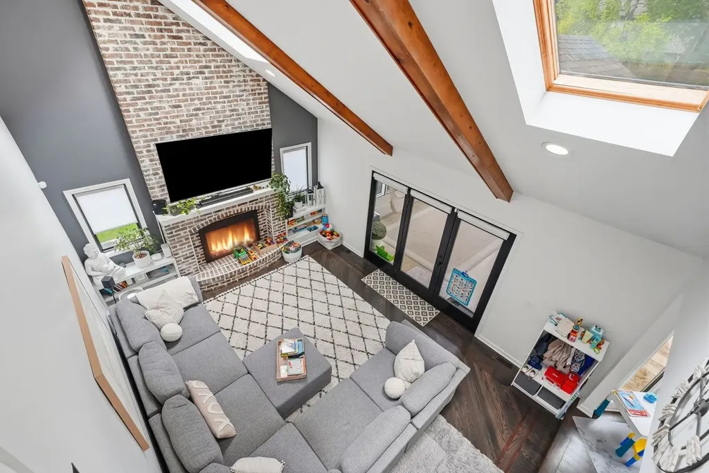 729 Arlington Avenue Naperville IL 60565