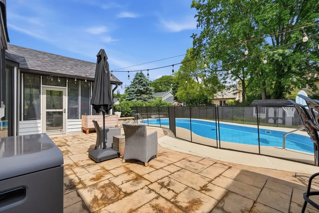 729 Arlington Avenue Naperville IL 60565
