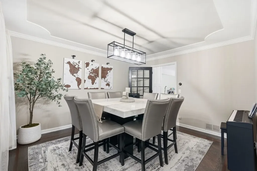 729 Arlington Avenue Naperville IL 60565