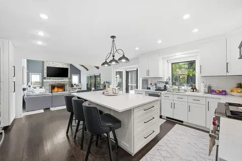 729 Arlington Avenue Naperville IL 60565