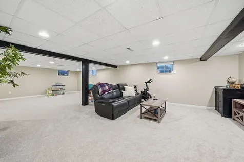 729 Arlington Avenue Naperville IL 60565