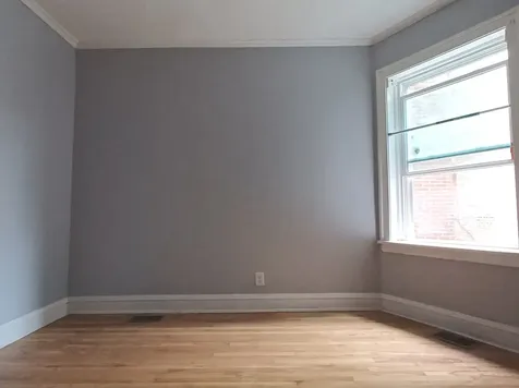 7307 South Bennett Avenue Chicago IL 60649