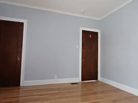 7307 South Bennett Avenue Chicago IL 60649