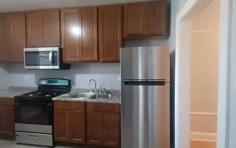7307 South Bennett Avenue Chicago IL 60649