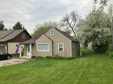 4909 Fountain Lane Mccullom Lake IL 60050