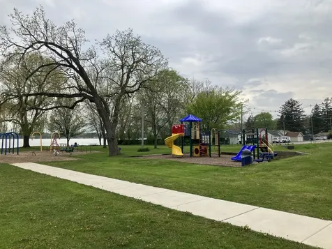 4909 Fountain Lane Mccullom Lake IL 60050