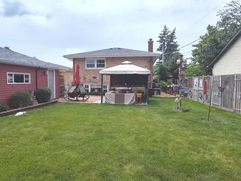 9809 South Albany Avenue Evergreen Park IL 60805