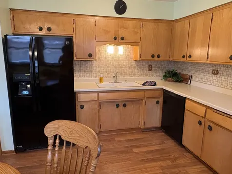 14325 Kedvale Avenue Midlothian IL 60445