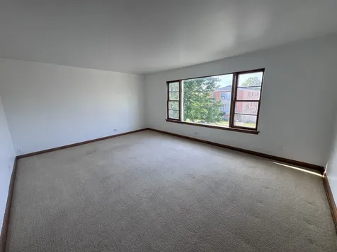 10315 Chaucer Street Westchester IL 60154
