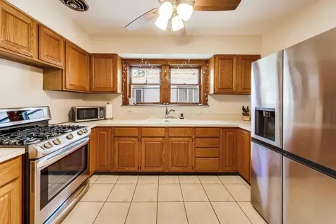934 Circle Avenue Forest Park IL 60130