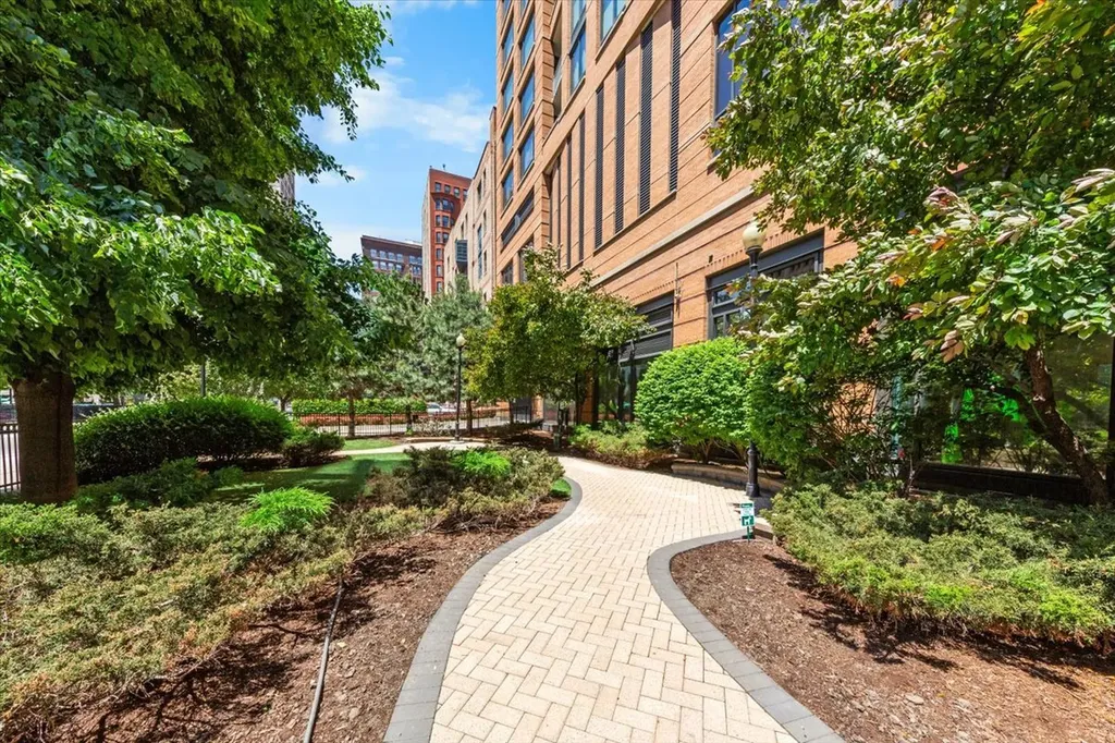 520 South State Street Chicago IL 60605