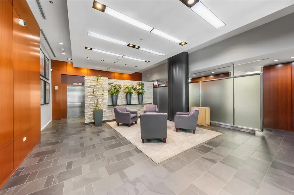 520 South State Street Chicago IL 60605