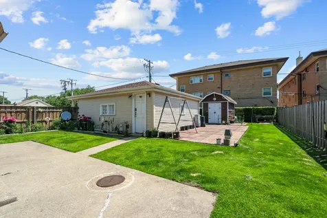 7555 North Neva Avenue Niles IL 60714
