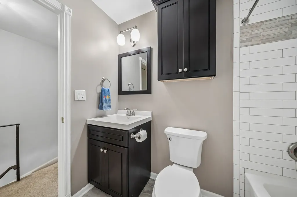 1303 Woodcutter Lane Wheaton IL 60189