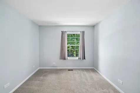 1303 Woodcutter Lane Wheaton IL 60189