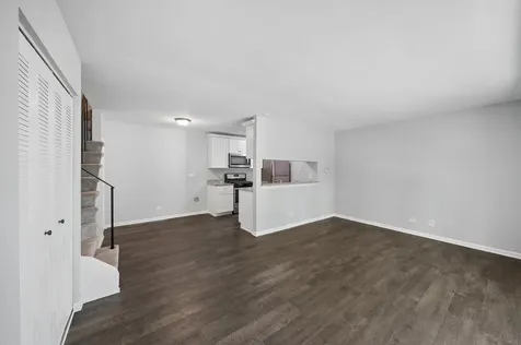 1303 Woodcutter Lane Wheaton IL 60189