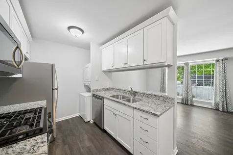 1303 Woodcutter Lane Wheaton IL 60189