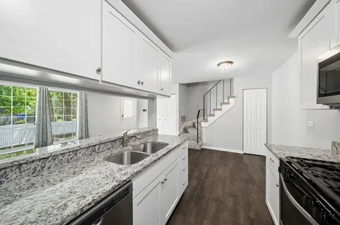 1303 Woodcutter Lane Wheaton IL 60189