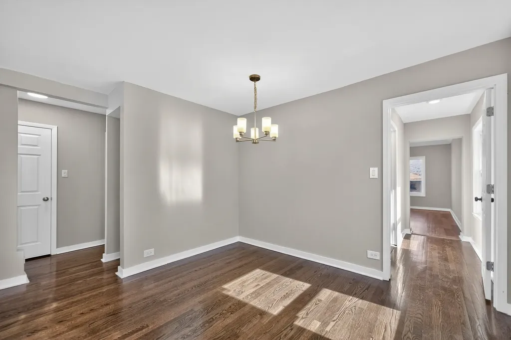 8155 South Wabash Avenue Chicago IL 60619