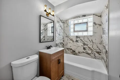 8155 South Wabash Avenue Chicago IL 60619