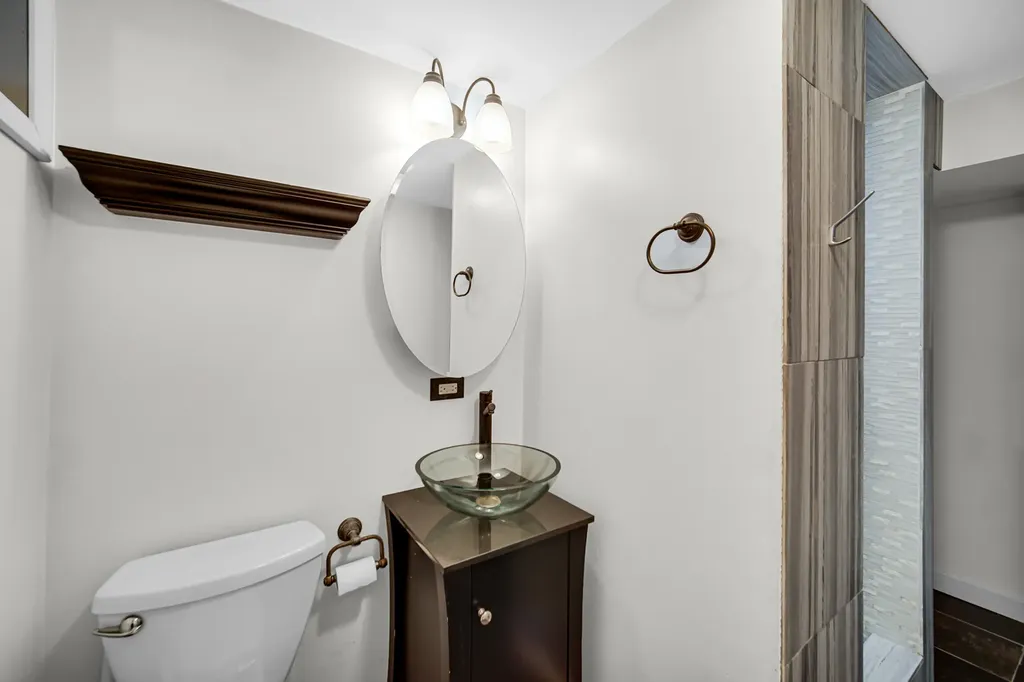 661 West Saint Aubin Drive Addison IL 60101