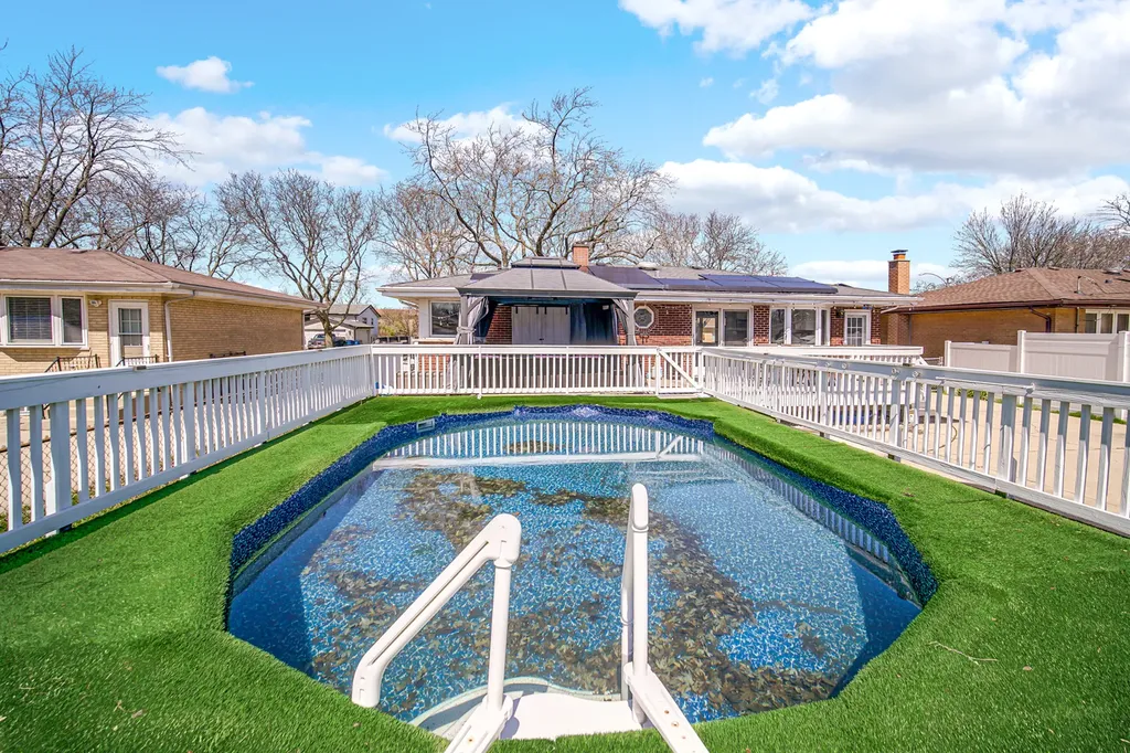 661 West Saint Aubin Drive Addison IL 60101