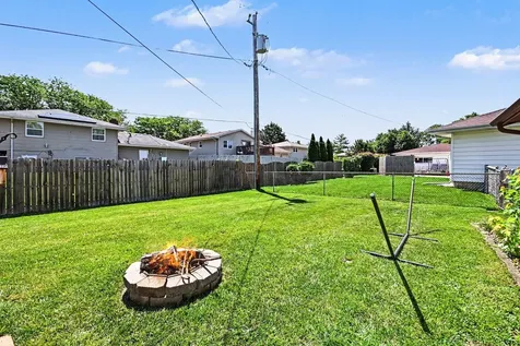 106 Key Court Joliet IL 60435
