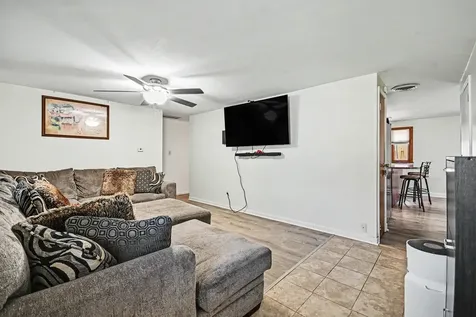 106 Key Court Joliet IL 60435