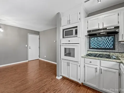 2226 Abbeywood Drive Lisle IL 60532