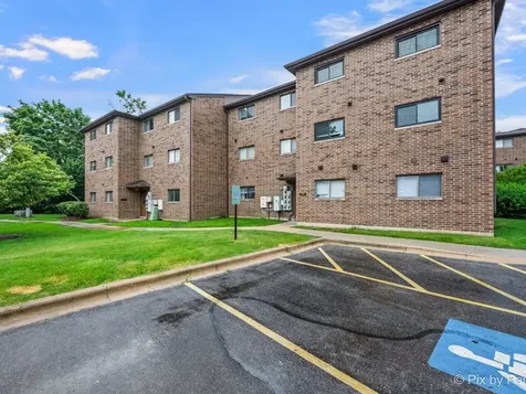 2226 Abbeywood Drive Lisle IL 60532