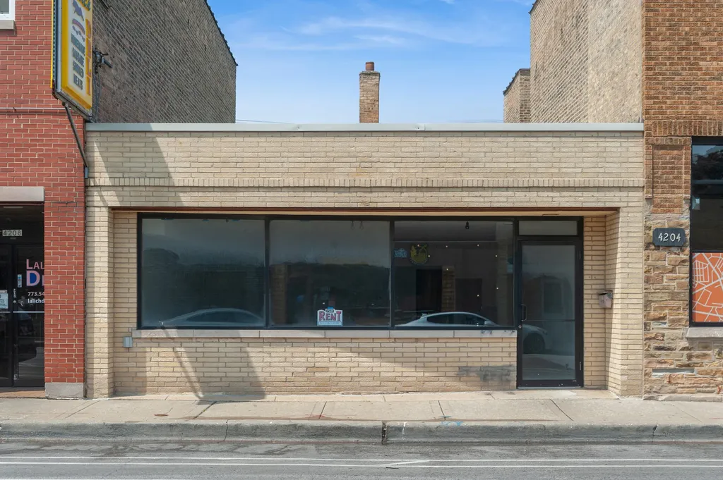 4206 West Lawrence Avenue Chicago IL 60630