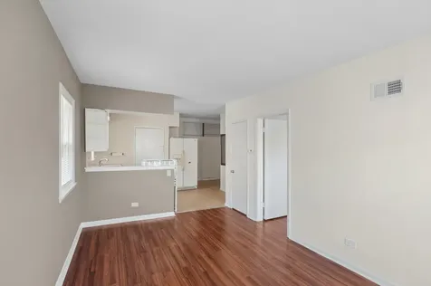 4206 West Lawrence Avenue Chicago IL 60630