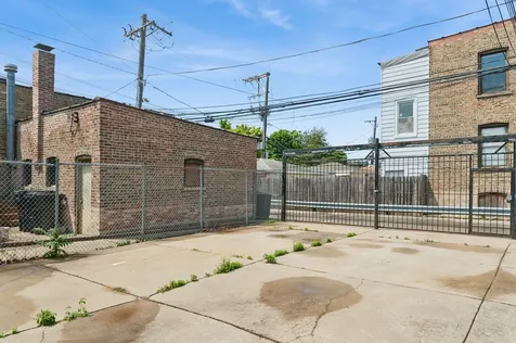 4206 West Lawrence Avenue Chicago IL 60630