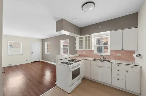 4206 West Lawrence Avenue Chicago IL 60630