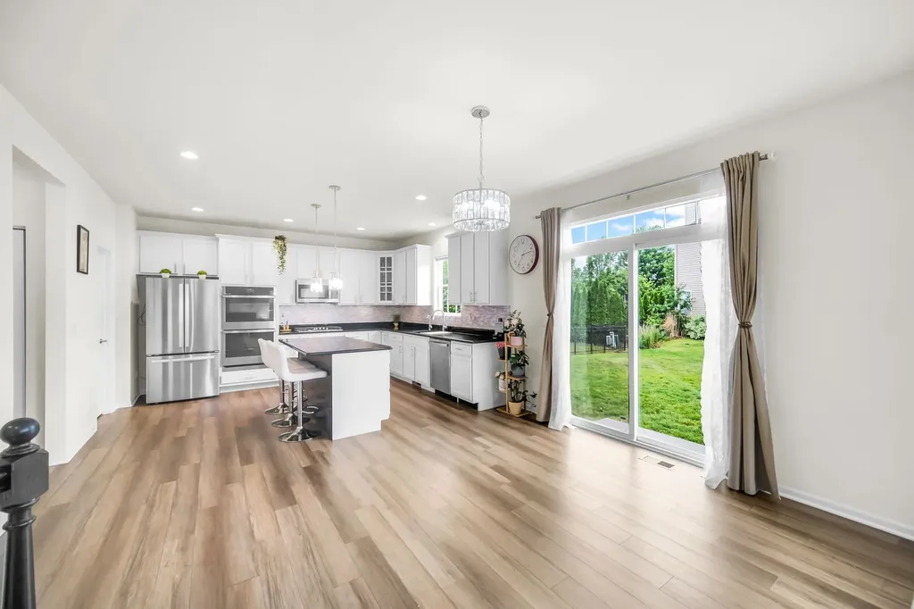 12404 South Blue Water Parkway Plainfield IL 60585