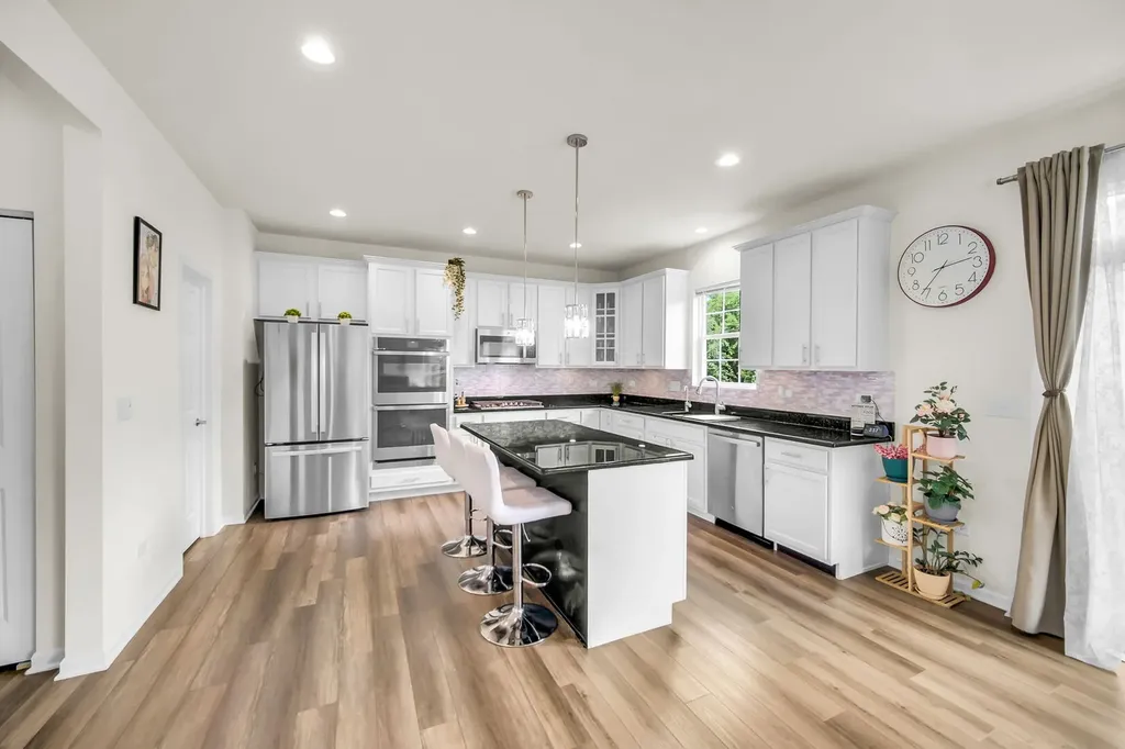 12404 South Blue Water Parkway Plainfield IL 60585