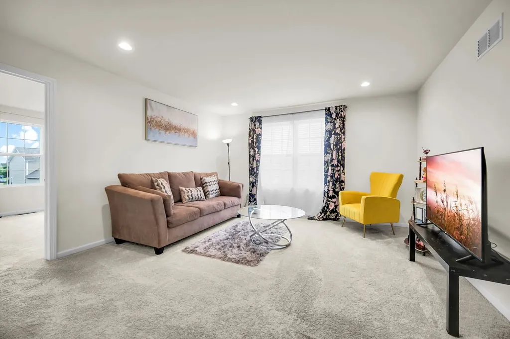 12404 South Blue Water Parkway Plainfield IL 60585
