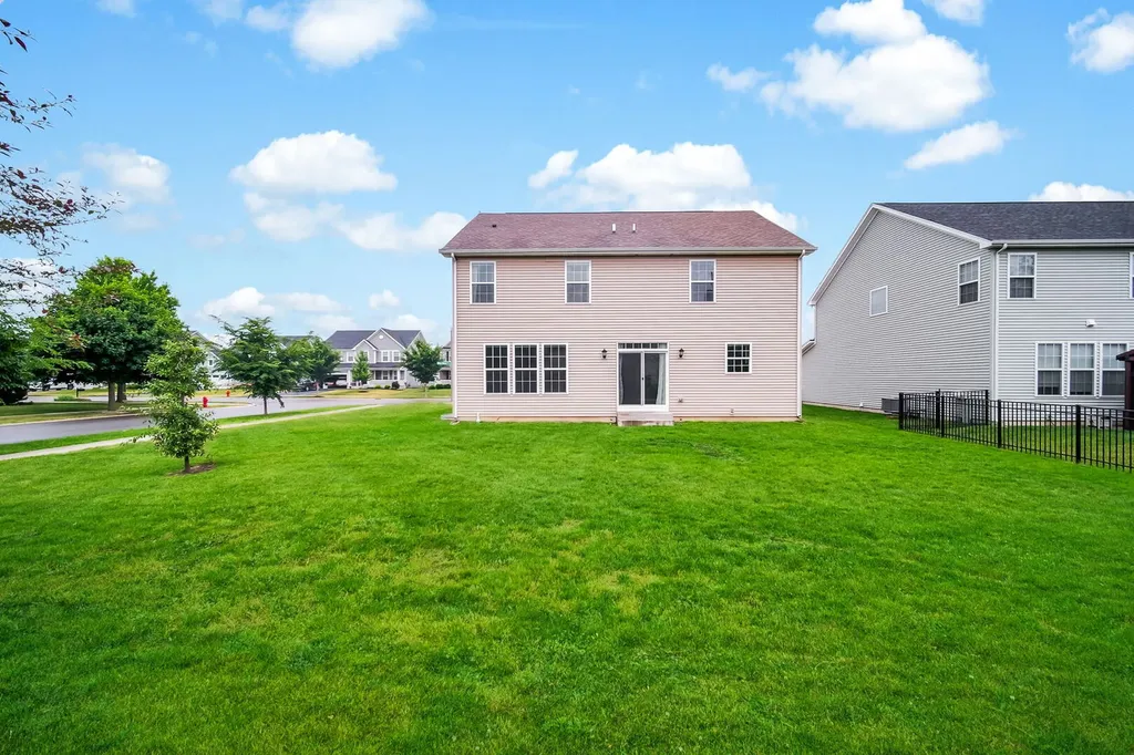 12404 South Blue Water Parkway Plainfield IL 60585