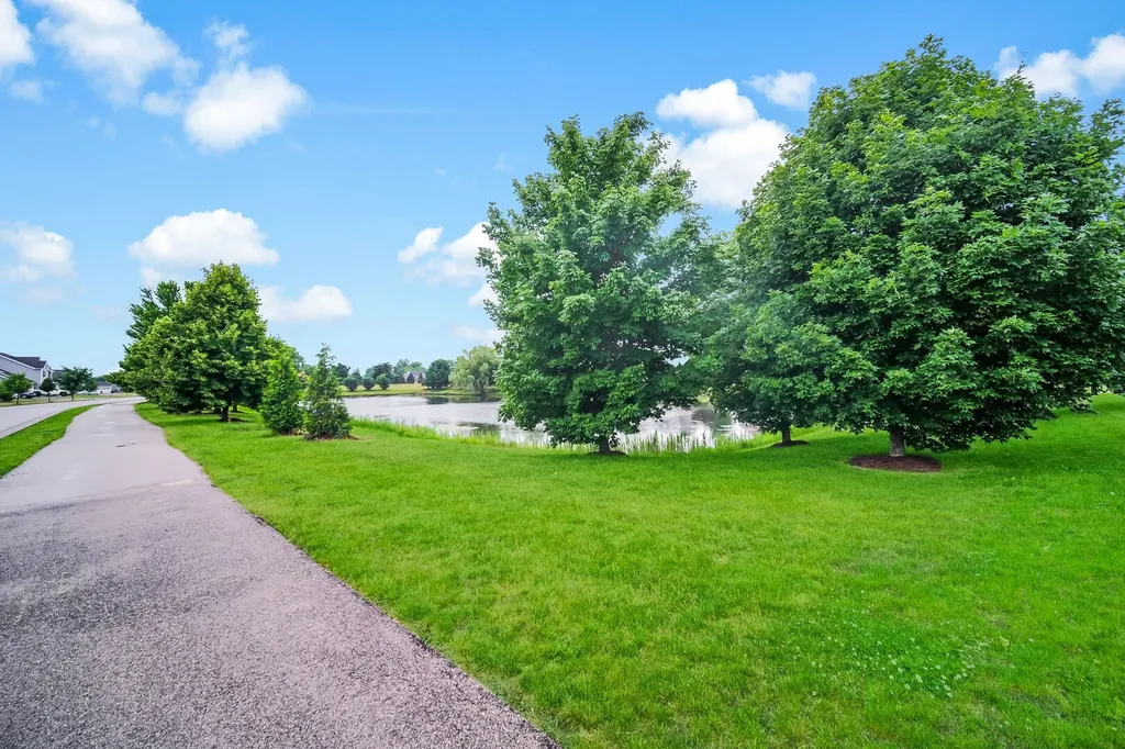 12404 South Blue Water Parkway Plainfield IL 60585
