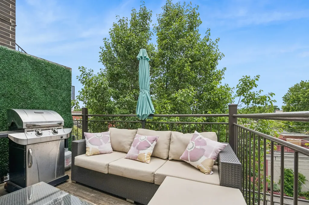 2508 North Southport Avenue Chicago IL 60614