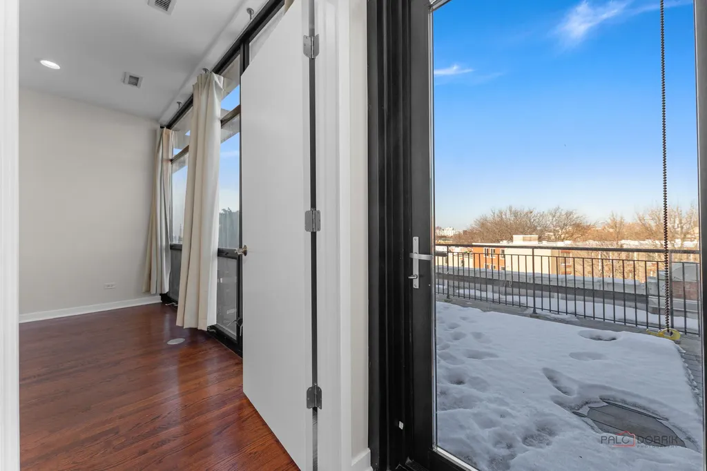 1151 West 14th Place Chicago IL 60608