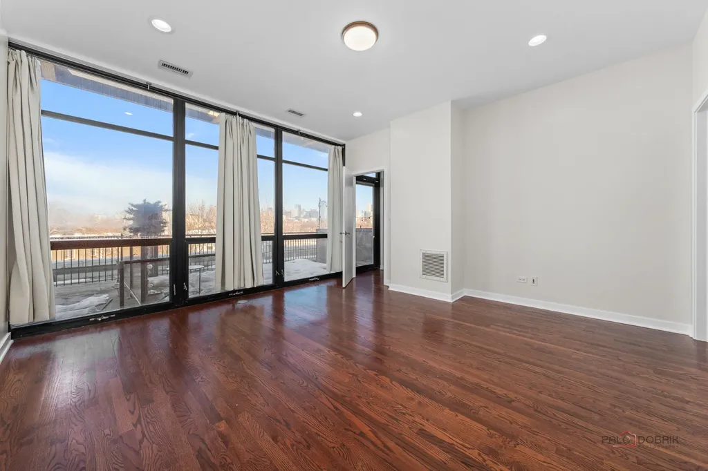 1151 West 14th Place Chicago IL 60608